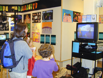 Animaationäyttely Porin kirjastossa 2002.