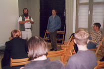 Petri ja Matti antamassa palautetta Raumalla.